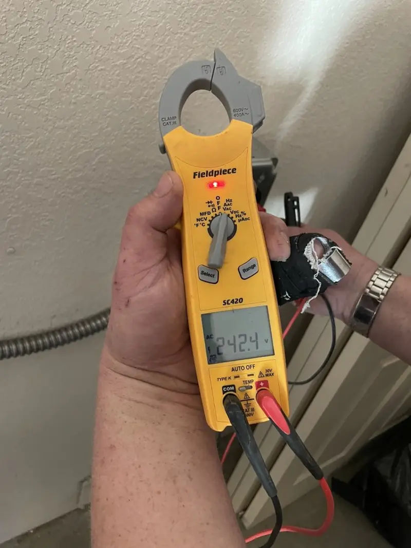 Voltage testing with clamp meter during Generator Installation in Santa Cruz
